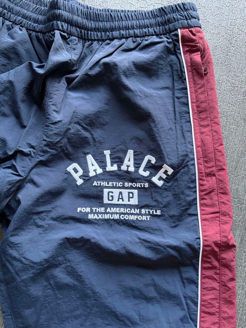 PALACE x Gap Nylon Track セット　ナイロンジャケっと