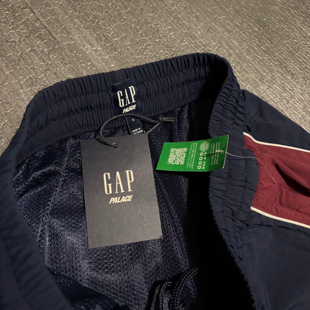 PALACE x Gap Nylon Track セット　ナイロンジャケっと