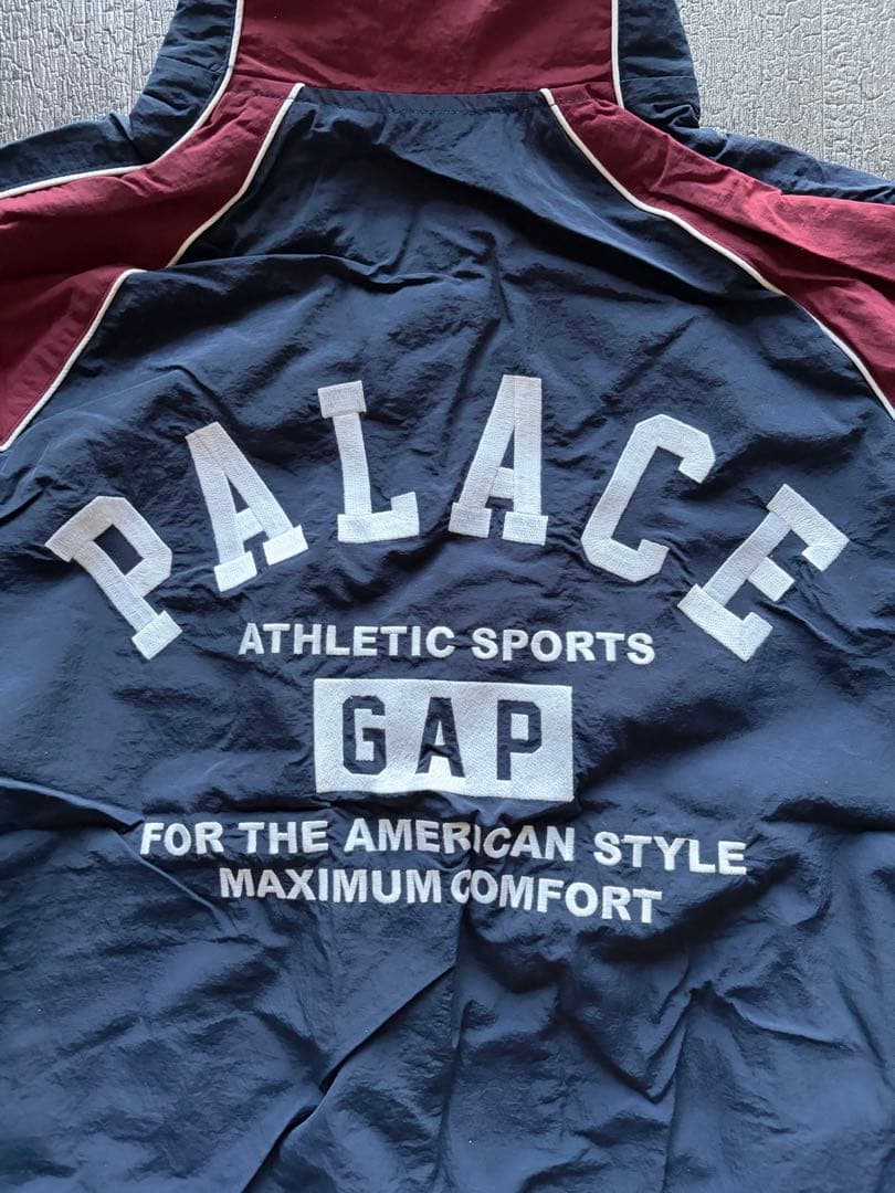PALACE x Gap Nylon Track セット　ナイロンジャケっと