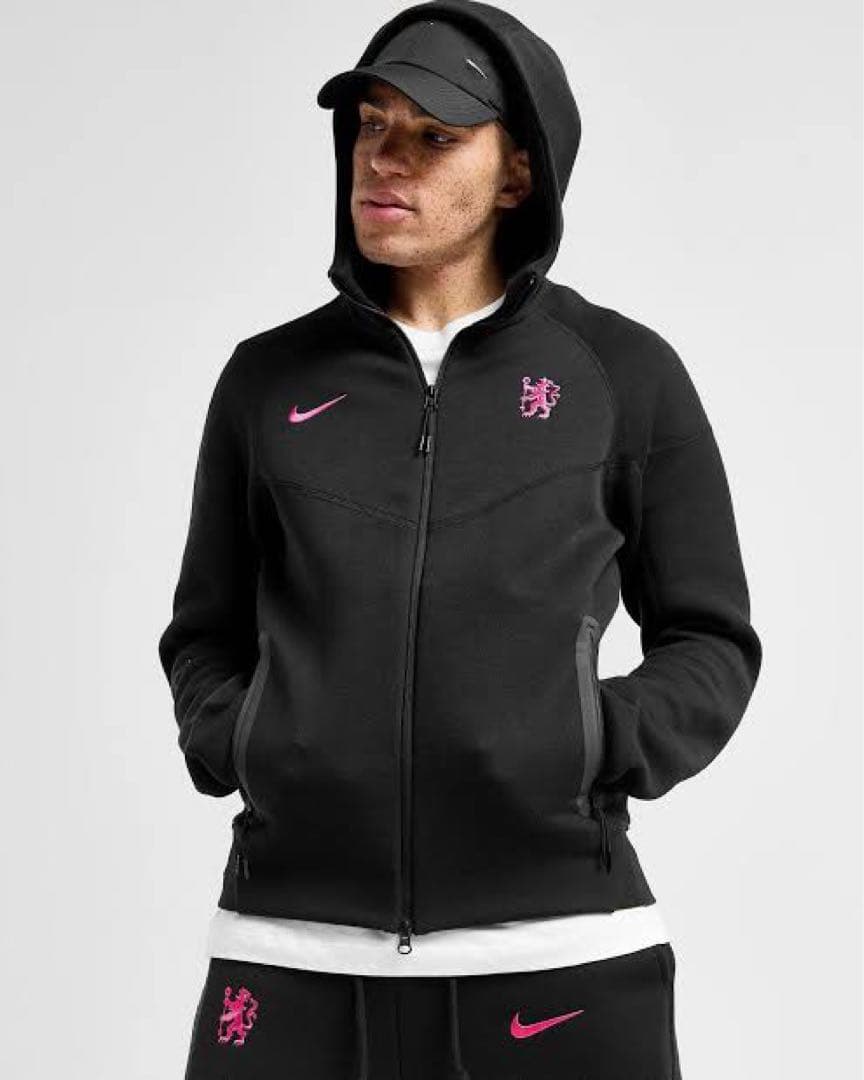 NIKE チェルシー　テックフリース パーカー