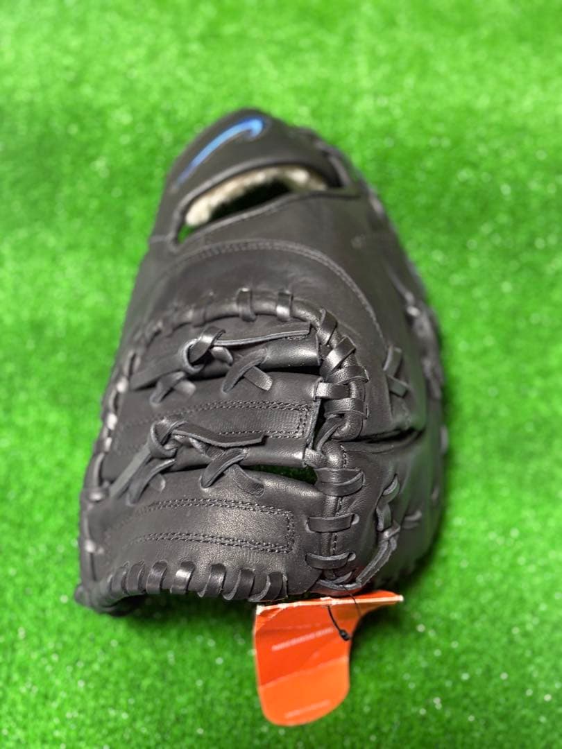 ナイキ　少年軟式ファーストミット　黒　右投げ用