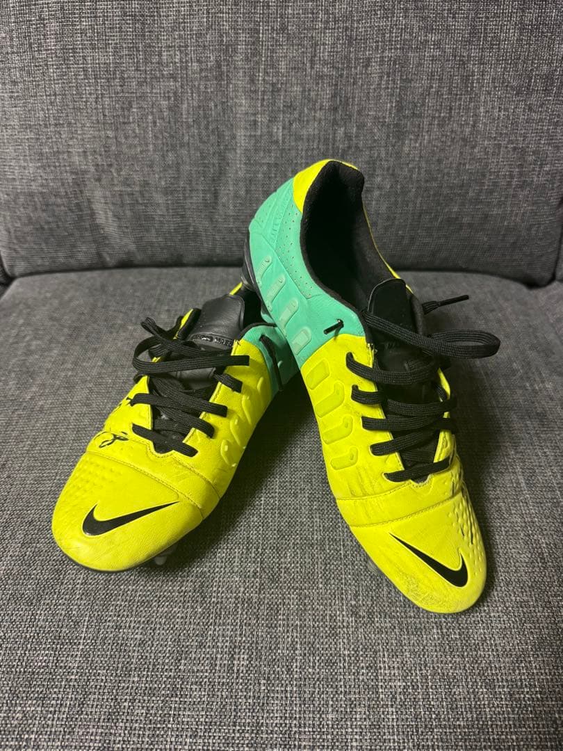 Nike CTR360 サッカーシューズ サイン入り