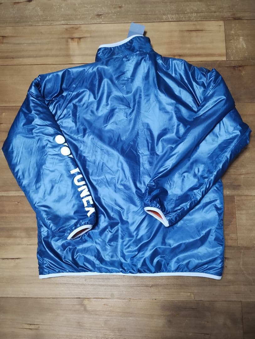 新品YONEX　ヨネックス　アウター　サイズO　バドミントンやテニスに。