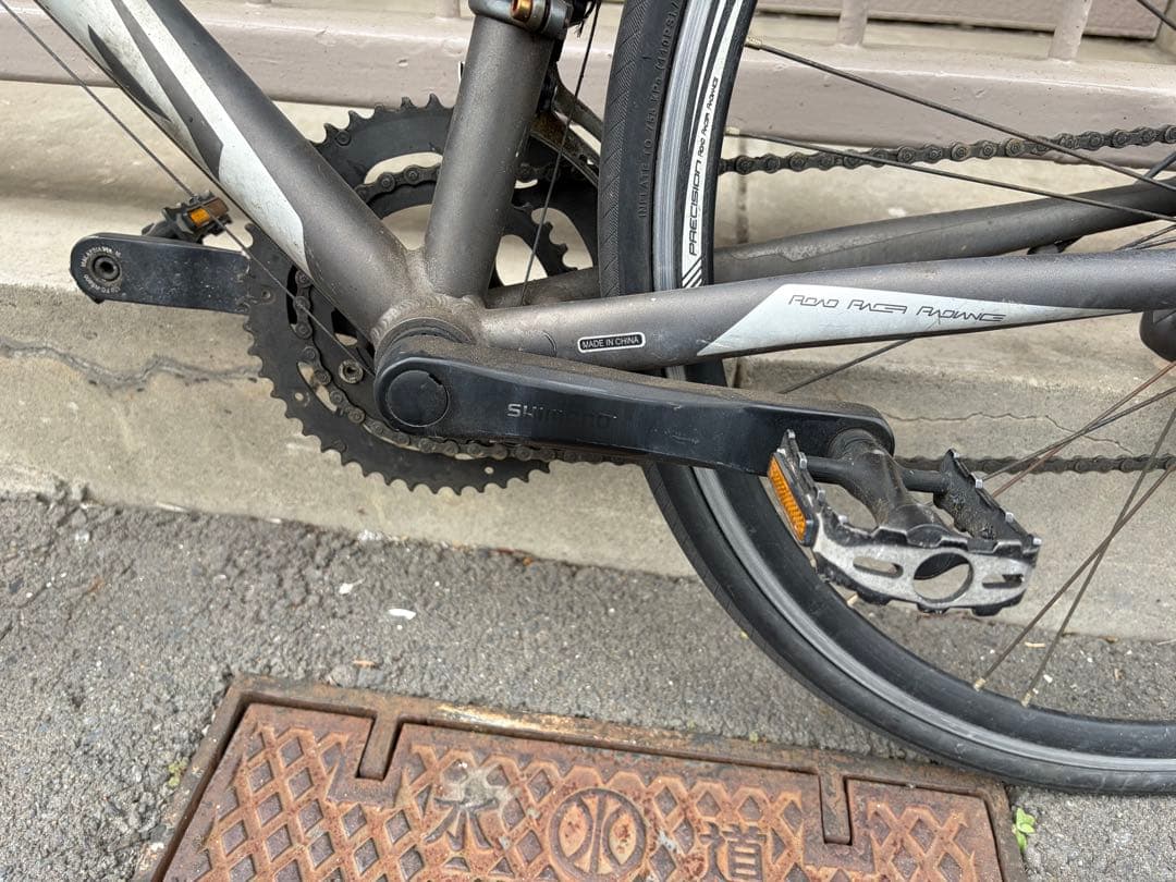 グレー ロードバイク Shimano 105