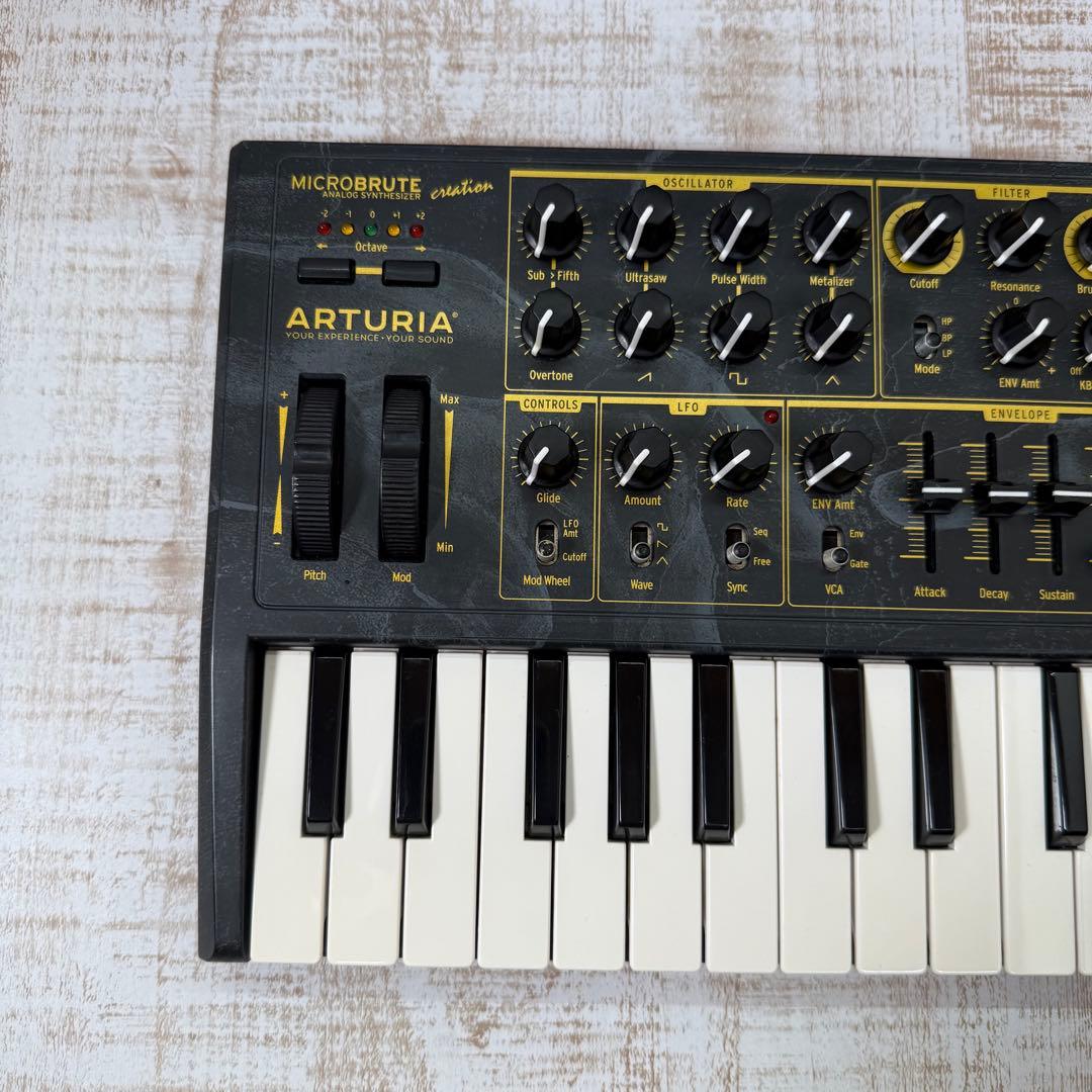 ARTURIA MICROBRUTE creation (数量限定モデル)
