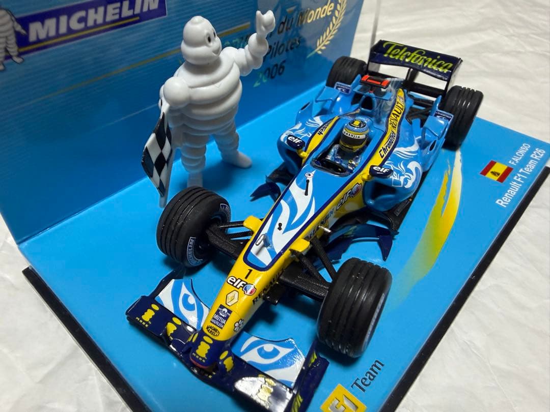 ミニチャンプス　ルノーR26 ミシュランボックス　アロンソ　未使用　希少