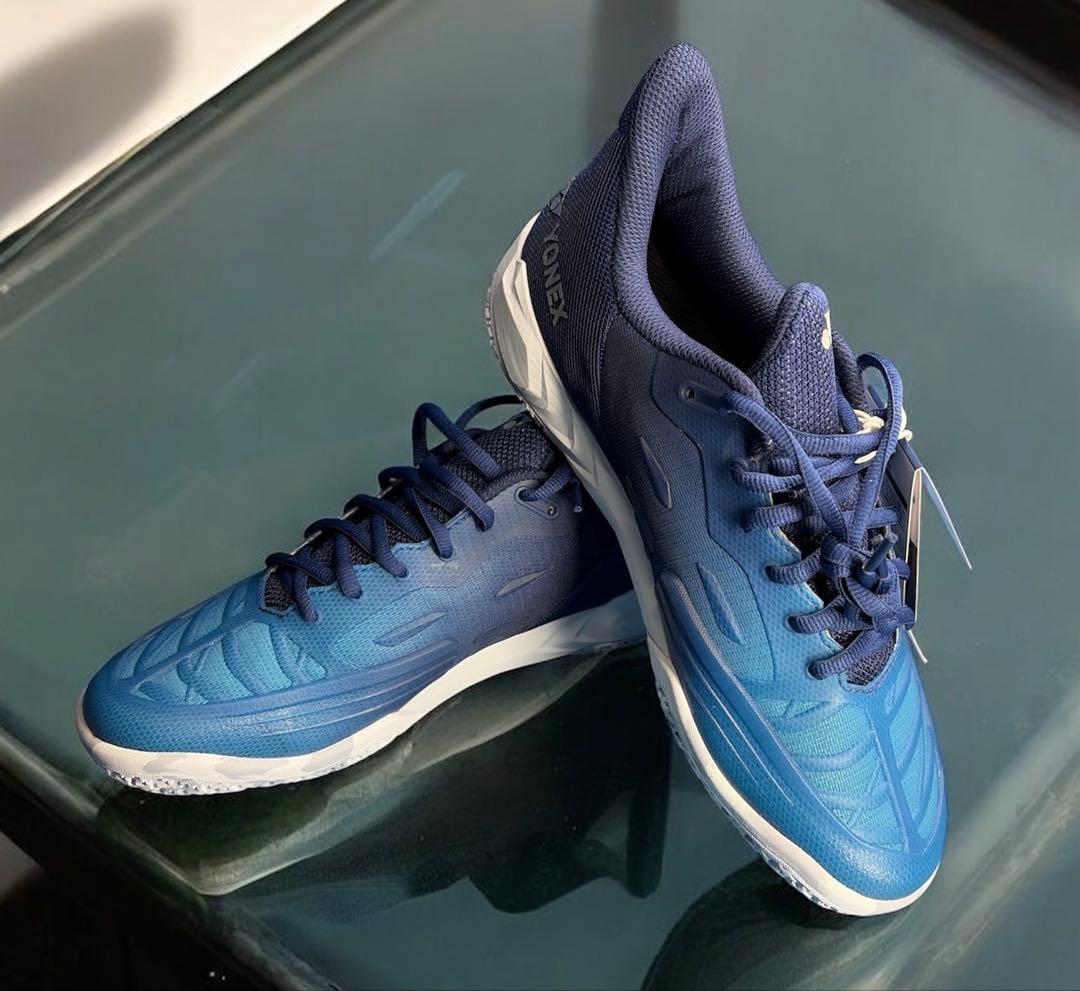 【新品タグ付き】YONEX バドミントンシューズ ブルー26.5cm