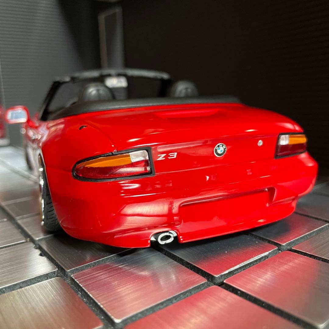 UTモデル 1/18  Z3 ロードスター（カスタム仕様)