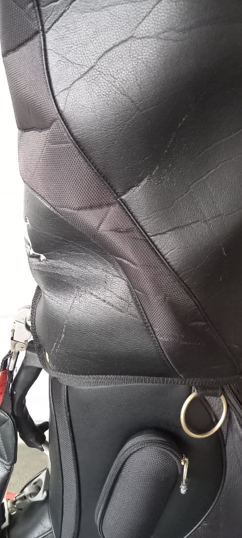 Oakley キャディバッグ ブラック 3w4wオマケ付き。