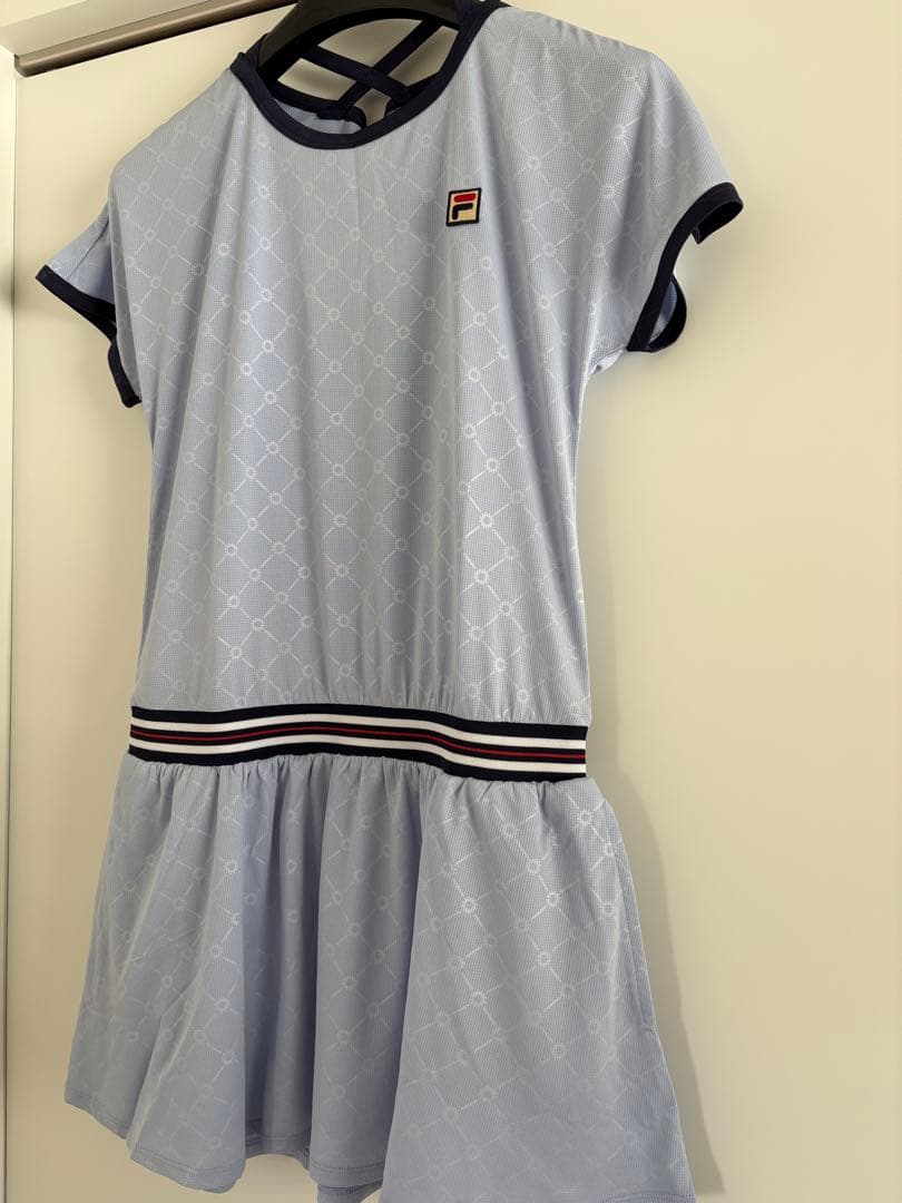 【新品タグ付き】FILA フィラ テニスワンピース VL2607 Lサイズ