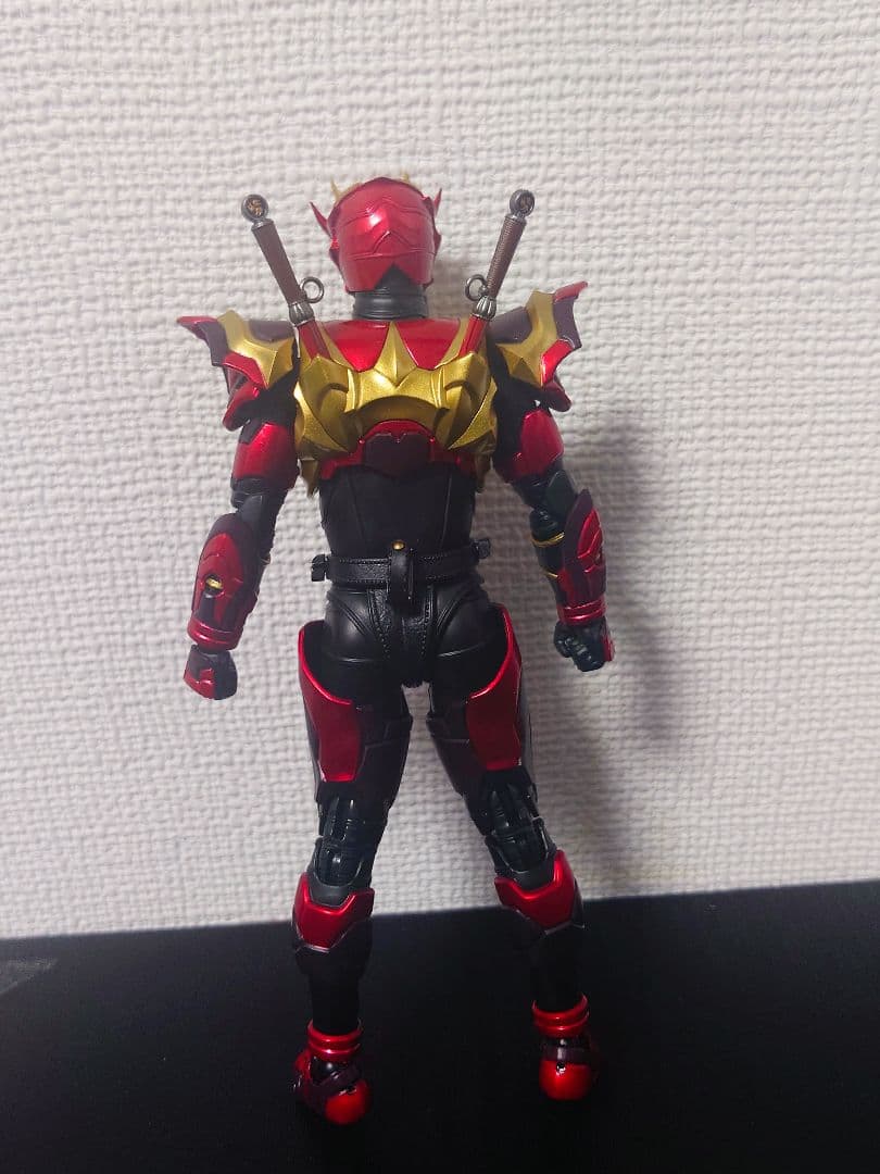 S.H.Figuarts　真骨彫　 仮面ライダー装甲響鬼　開封品