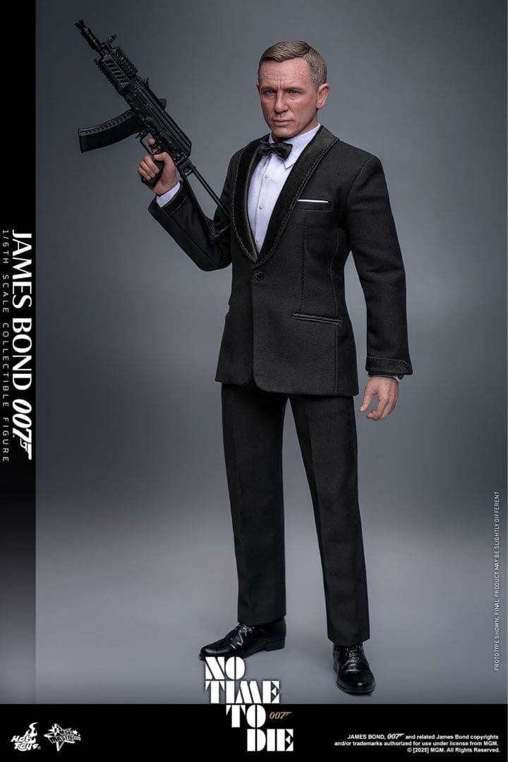 ホットトイズ MMS803 007 ジェームズ・ボンド1/6James Bond