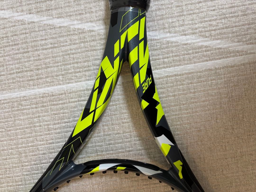 【未使用・スペック調整品】　Babolat ピュアアエロ2022 G2 その②