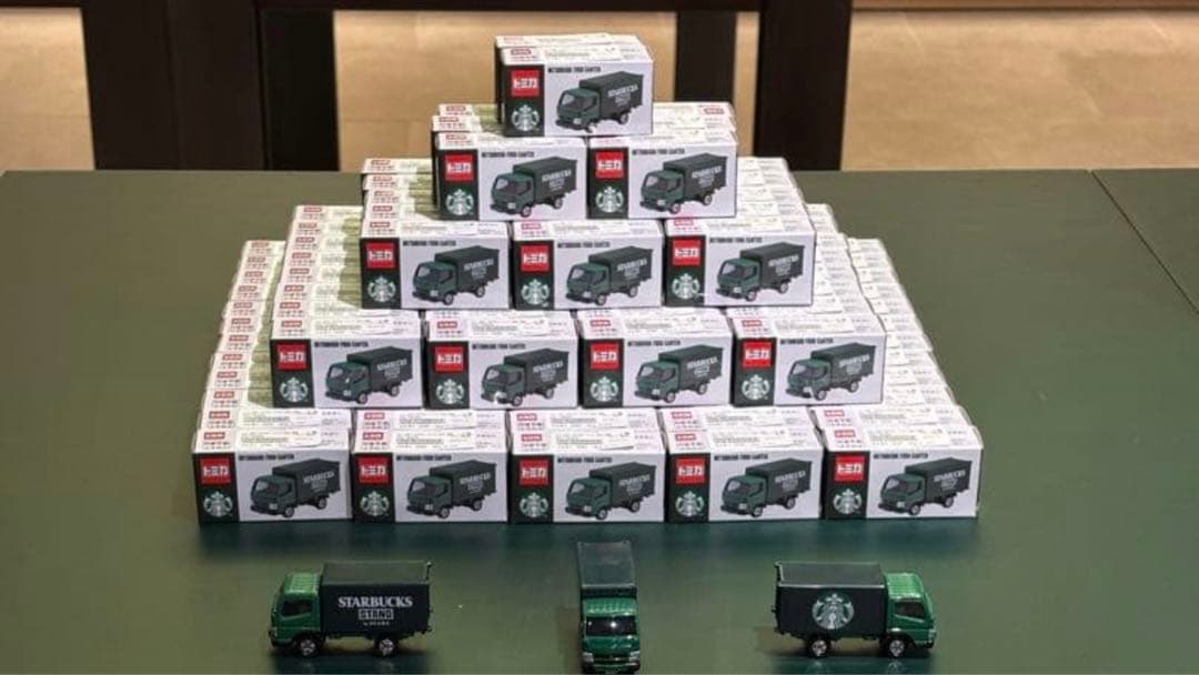 ミニカー STARBUCKS STAND by BEAMS TOMICA green
