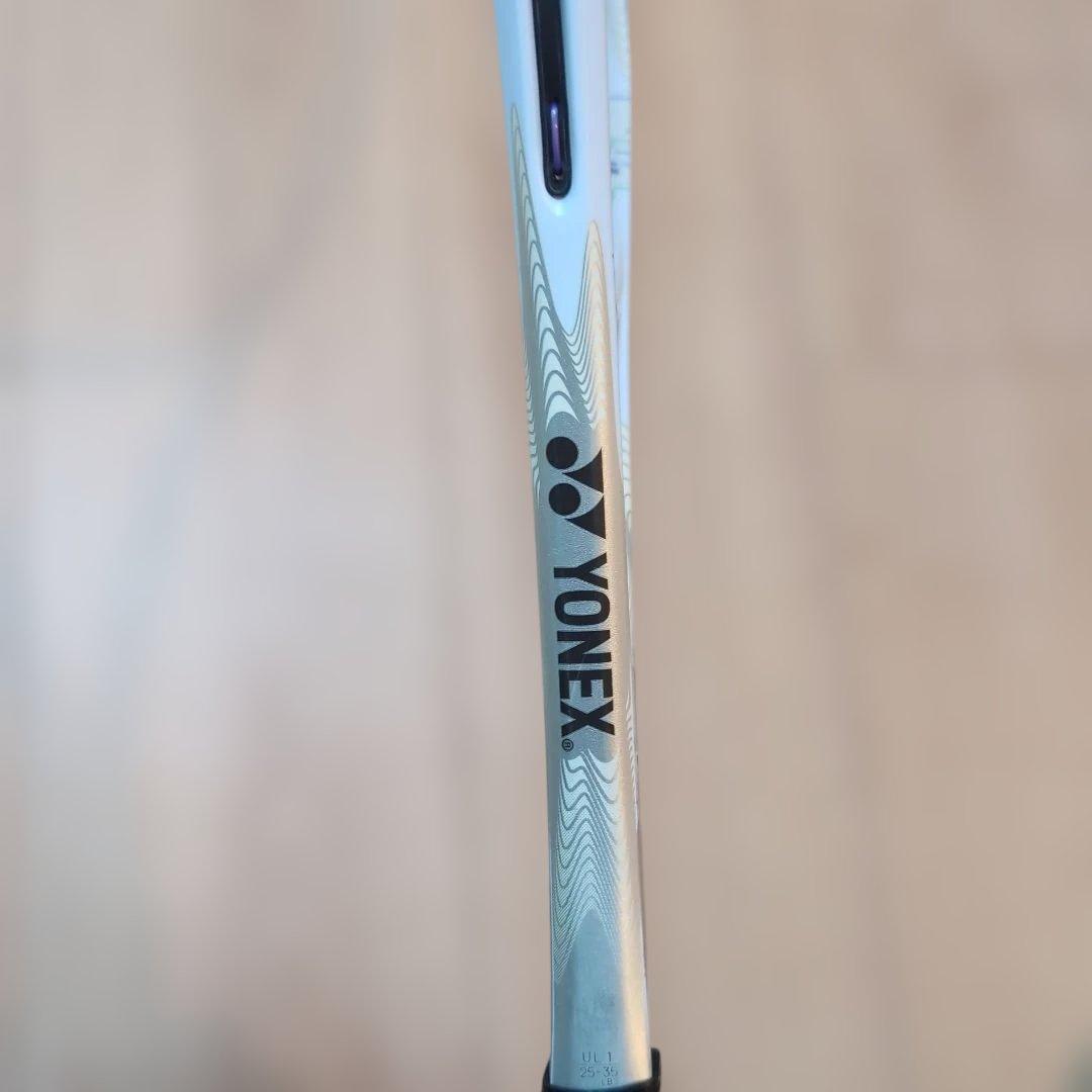 YONEX ナノフォース8Vレブ