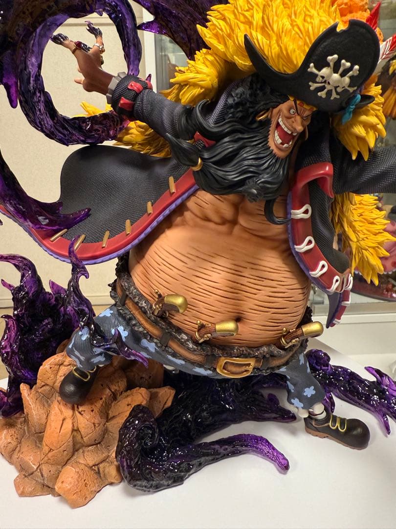 ONE PIECE ワンピース 黒ひげ　ティーチ　フィギュア ガレージキット