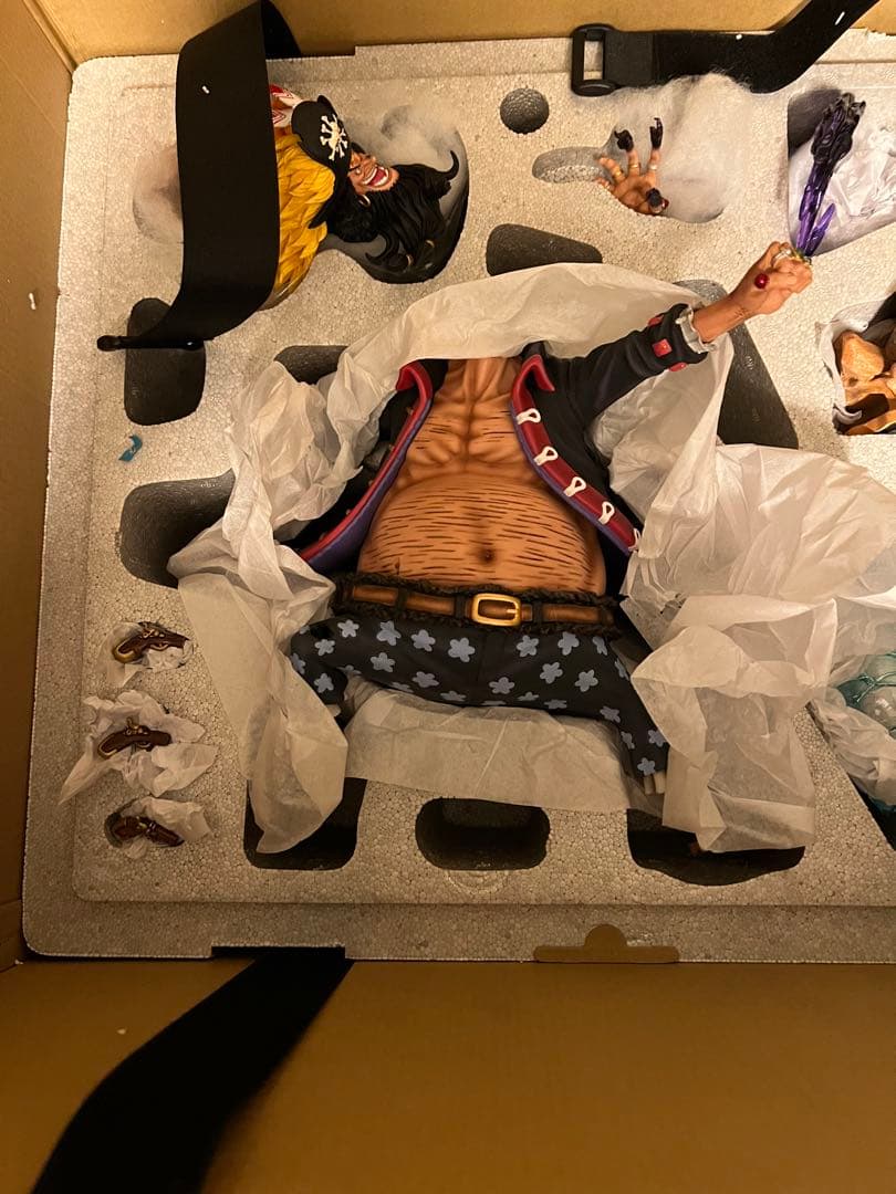 ONE PIECE ワンピース 黒ひげ　ティーチ　フィギュア ガレージキット