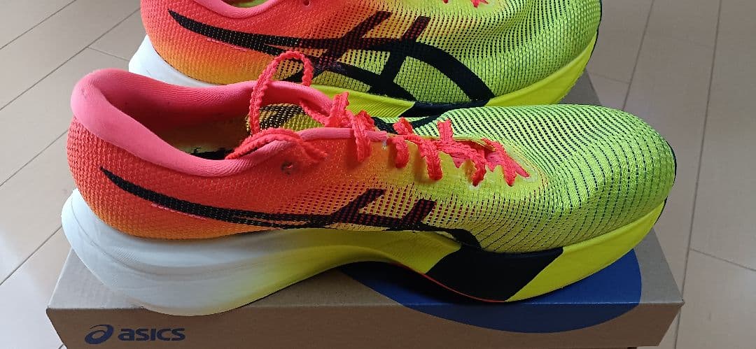 asics メタスピードエッジパリ　27.0㌢