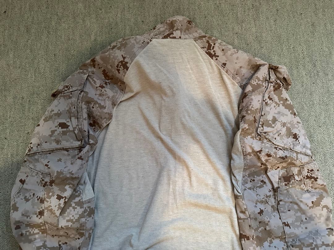 海兵隊 実物 USMC 官給品 FROG コンバットシャツ&パンツ S-R