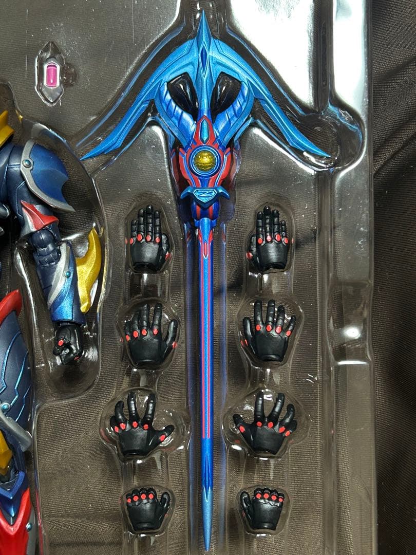 【訳アリ】S.H.Figuarts ウルトラマンジード ギャラクシーライジング
