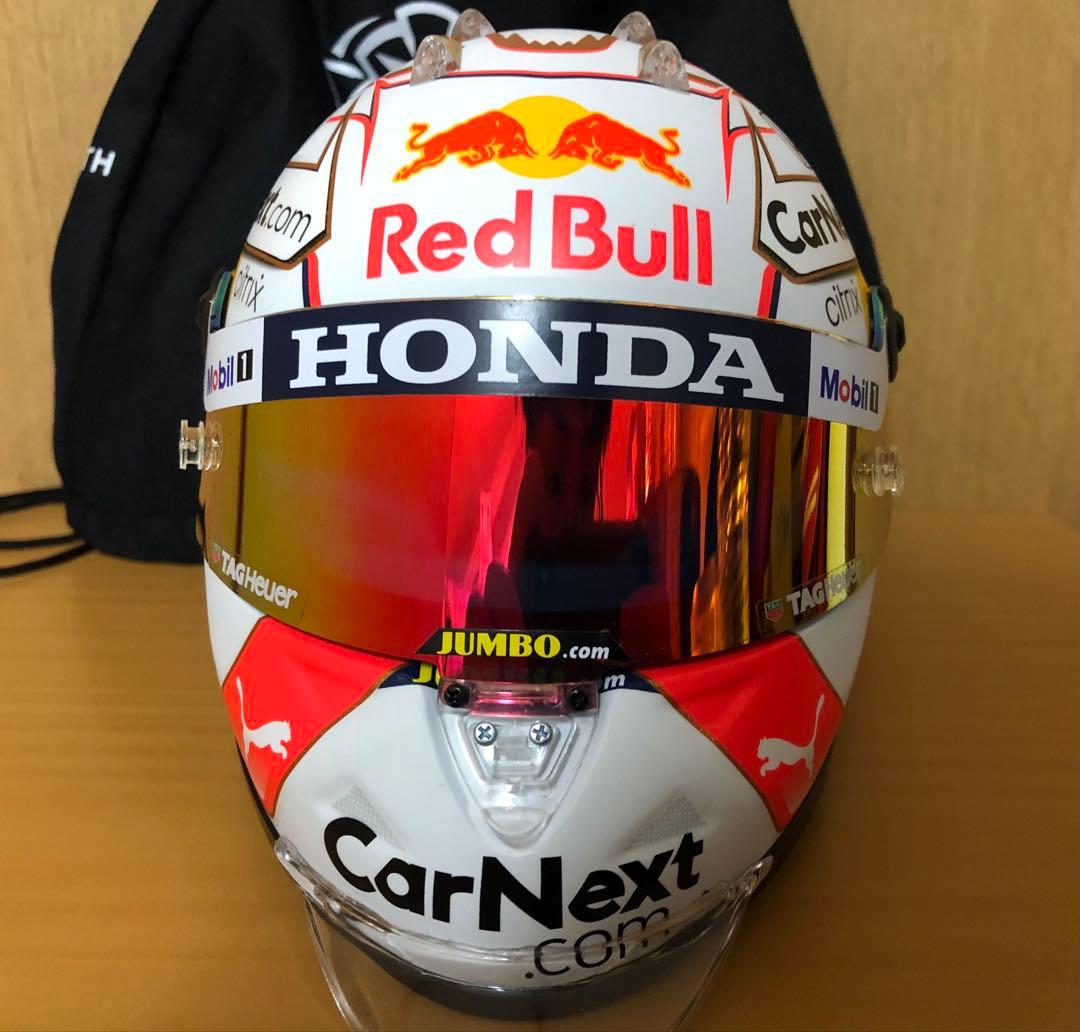 マックス・フェルスタッペン レッドブル1/2ヘルメット2021年 本戦仕様