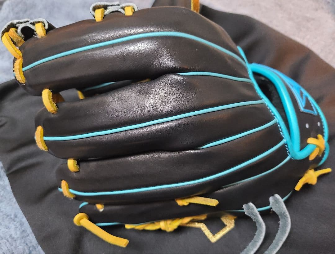 山本グラブスタジオ Pro Essential オーダー NYM25