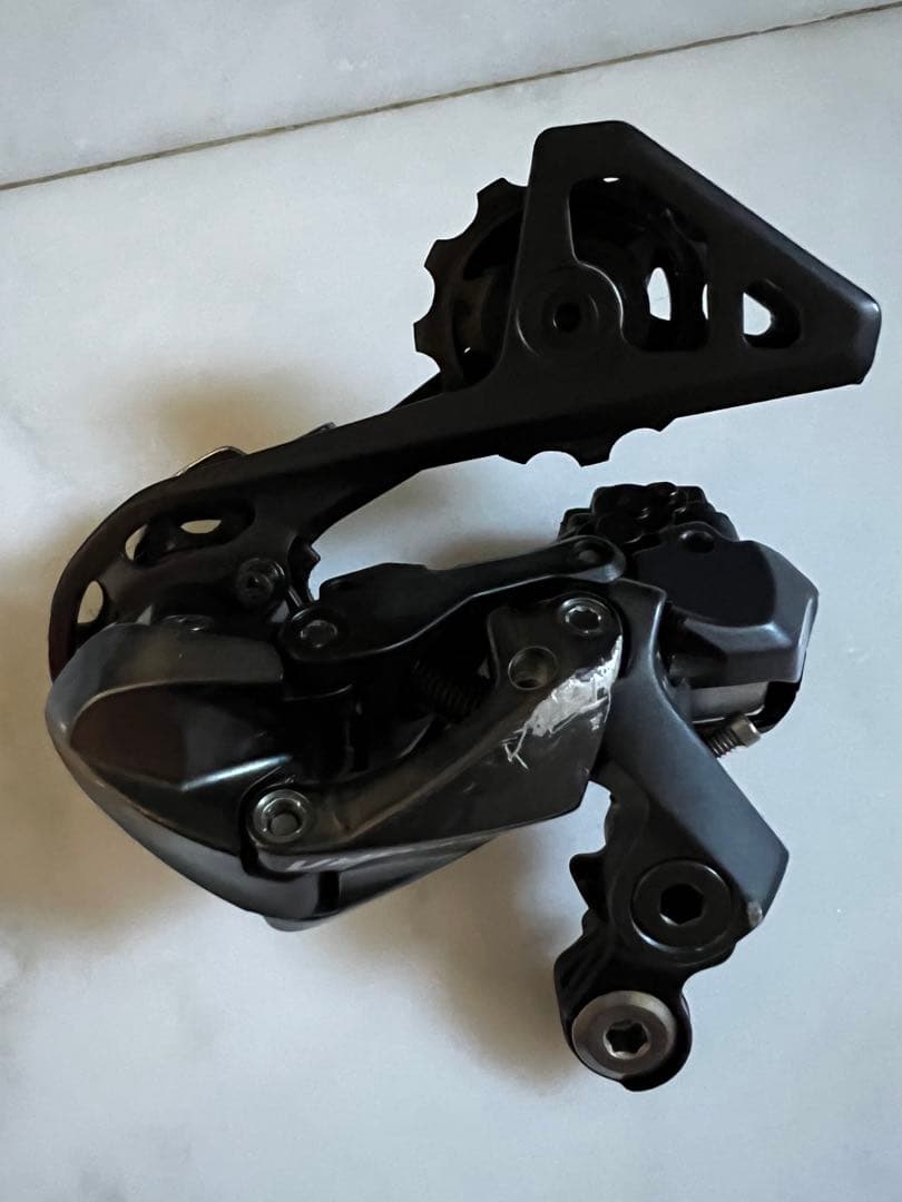 シマノ / SHIMANO アルテグラ Di2 R8050-SS 11s