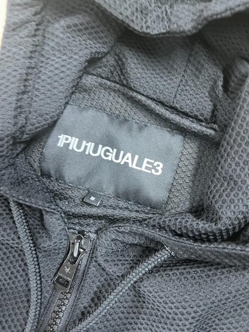 超美品✨1PIU1UGUALE3 スポーツ　メッシュパーカー