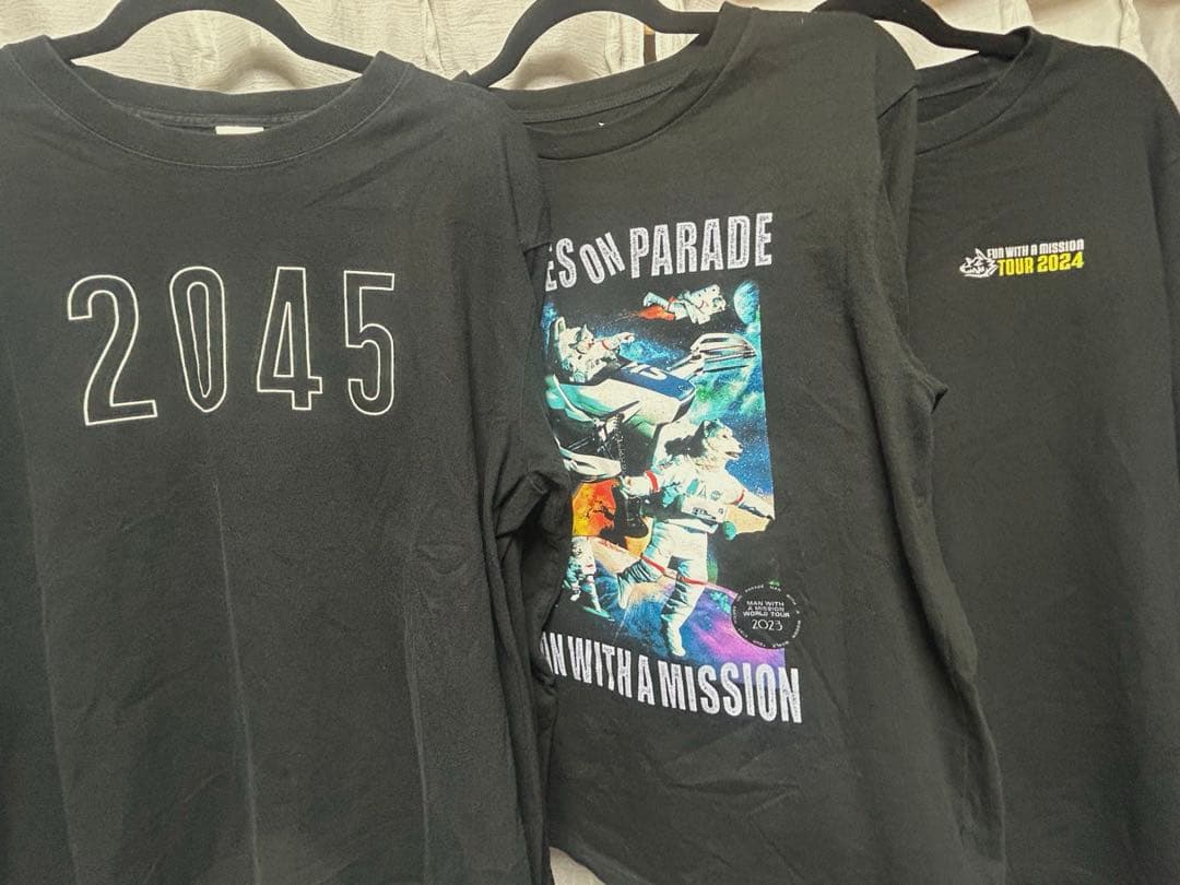 MAN WITH A MISSION ロンT・パーカー・Tシャツ・バッグ・タオル
