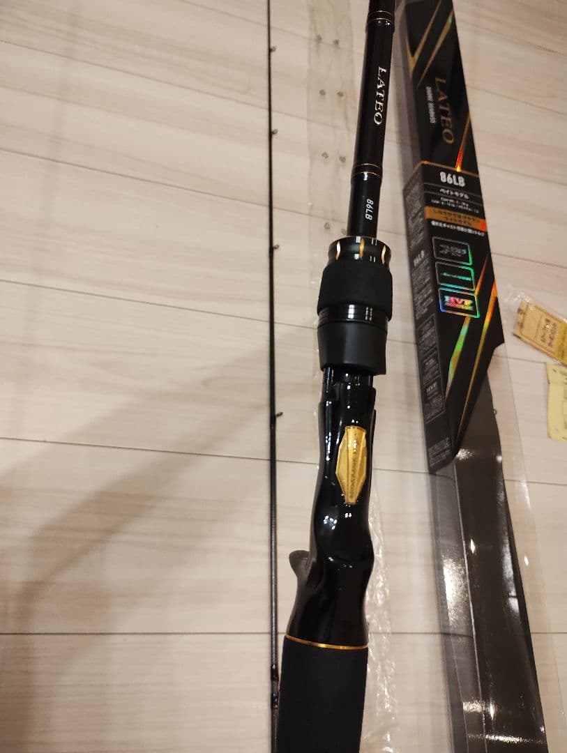 TK　期間限定値下げ　【新品同様】ダイワ　ラテオ86LB・R