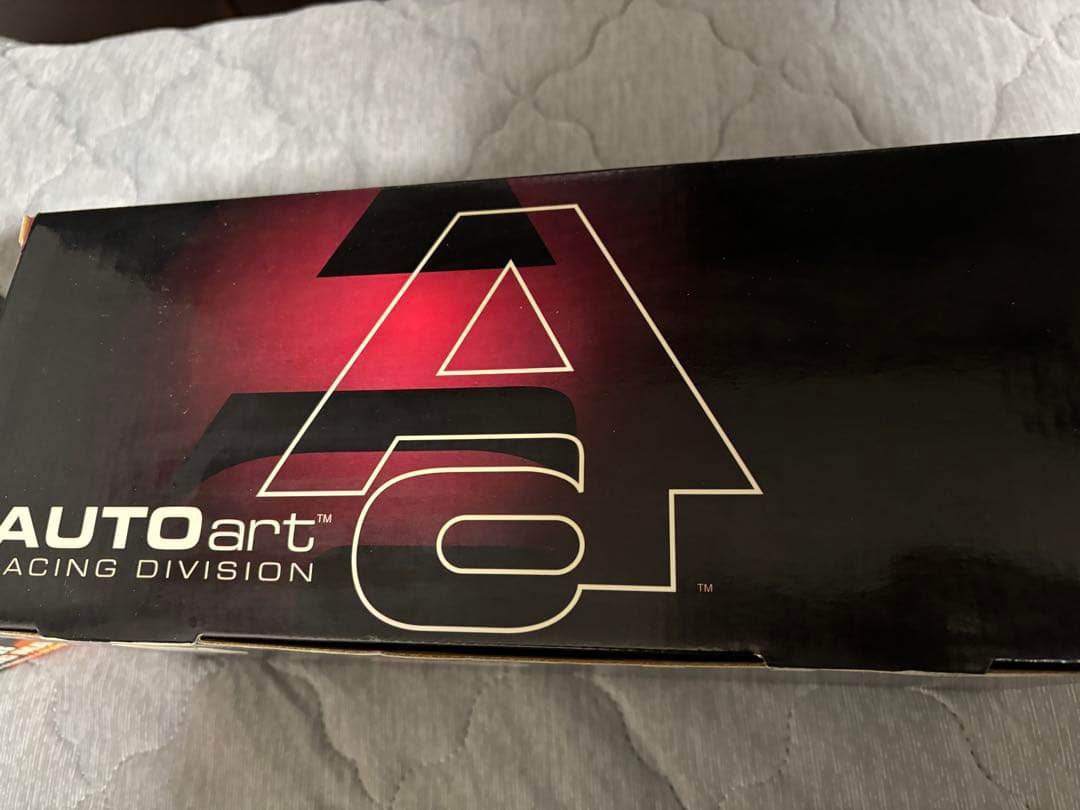 AUTOart Esso Ultron 1/18 ミニカー