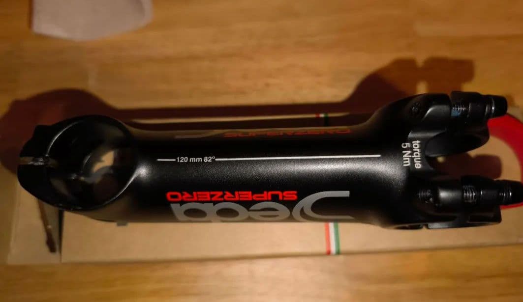 Deda SUPERZERO ステム