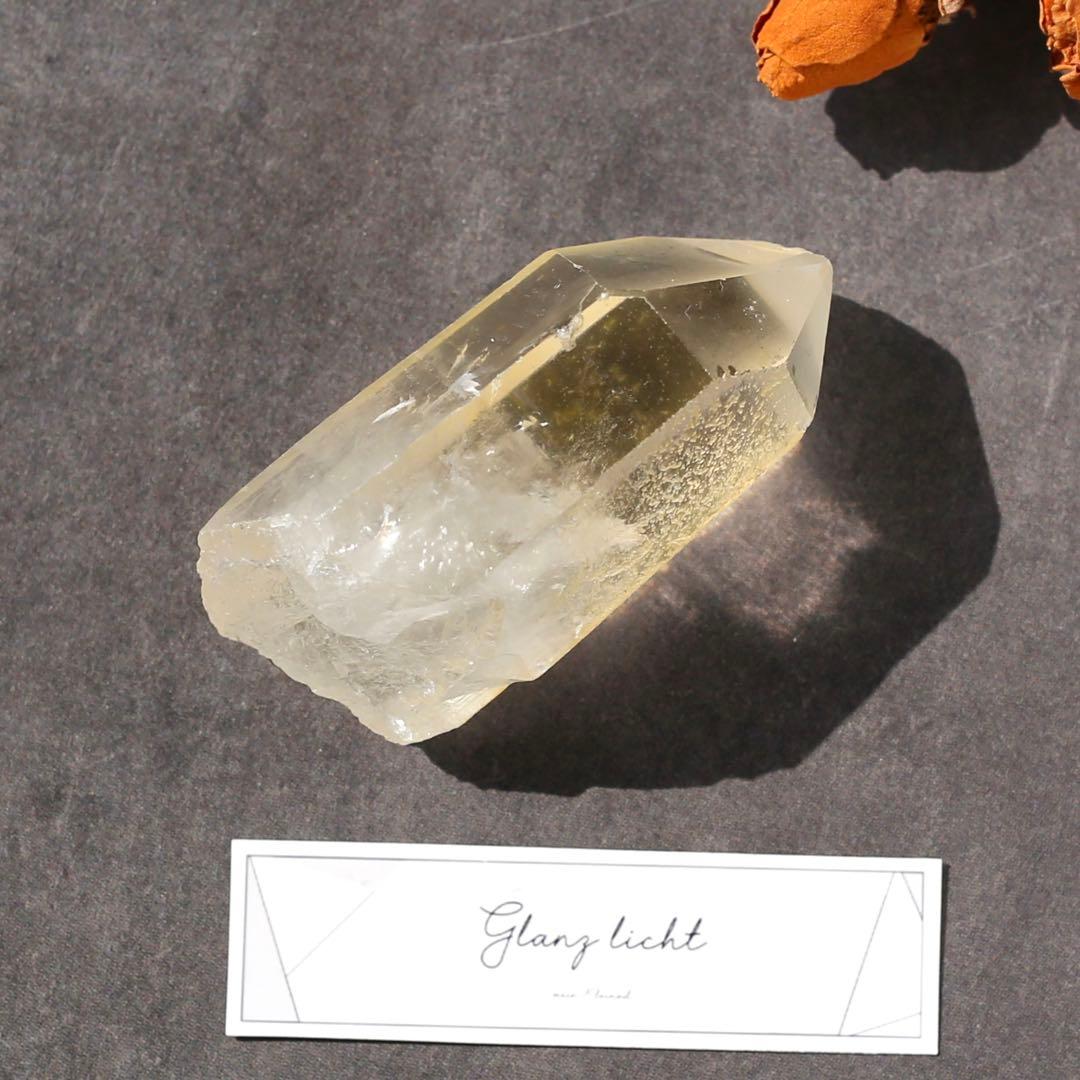 ゴールデンヒーラー クォーツ 原石 水晶 鉱物 希少石 天然石