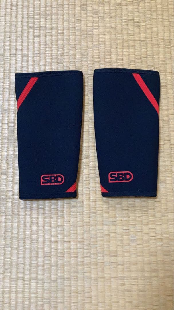 SBD ニースリーブ　サイズS 試着のみ
