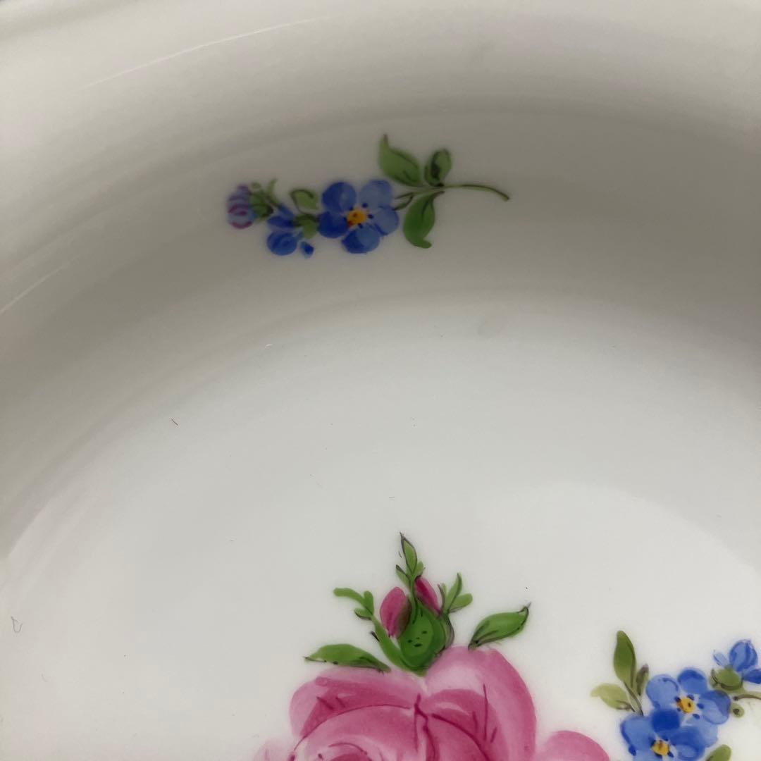 マイセン　バラ装飾の陶磁器皿