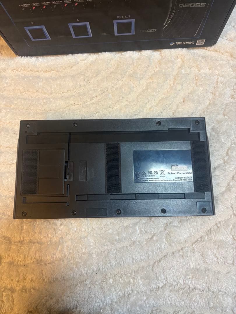 BOSS GT-1 【限定色】 ホワイト
