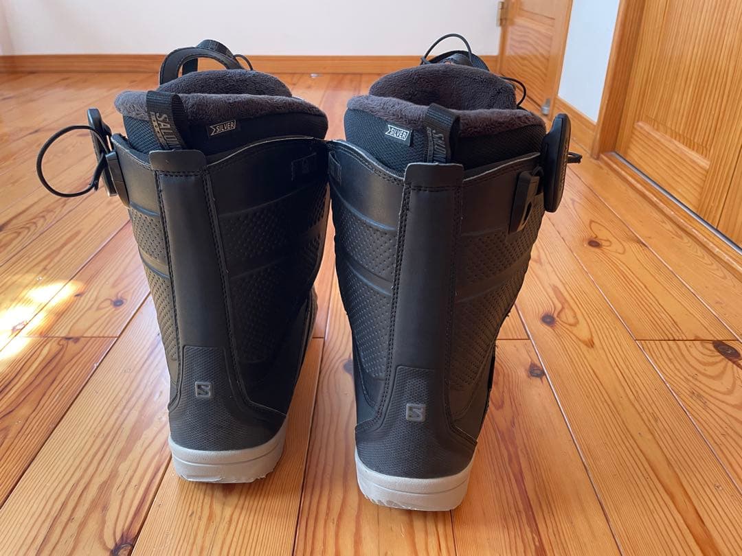 ゴールデン　着用1回のみ　SALOMON 25.5cm スノーボードブーツ