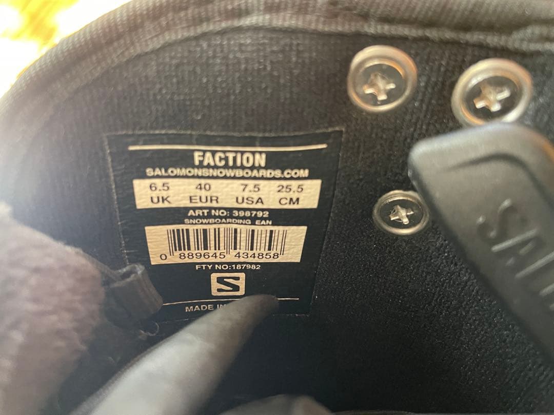 ゴールデン　着用1回のみ　SALOMON 25.5cm スノーボードブーツ