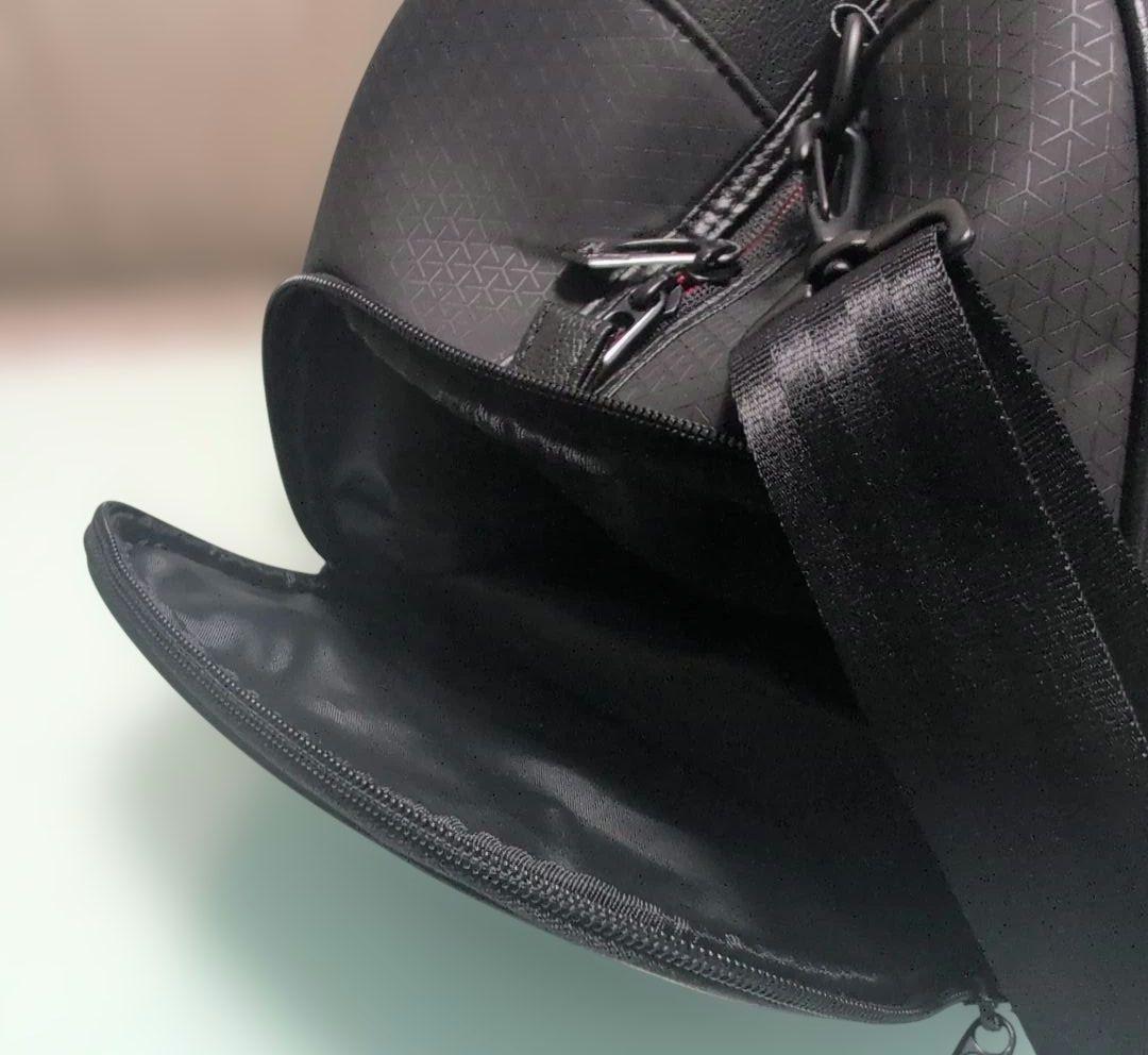 New Balance ブラック ボストンバッグ