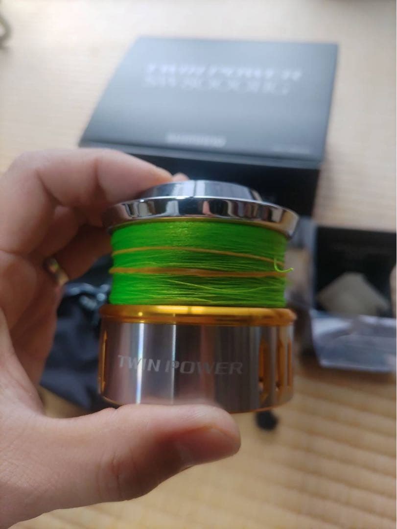 15ツインパワー8000HG、14000換えスプールセット