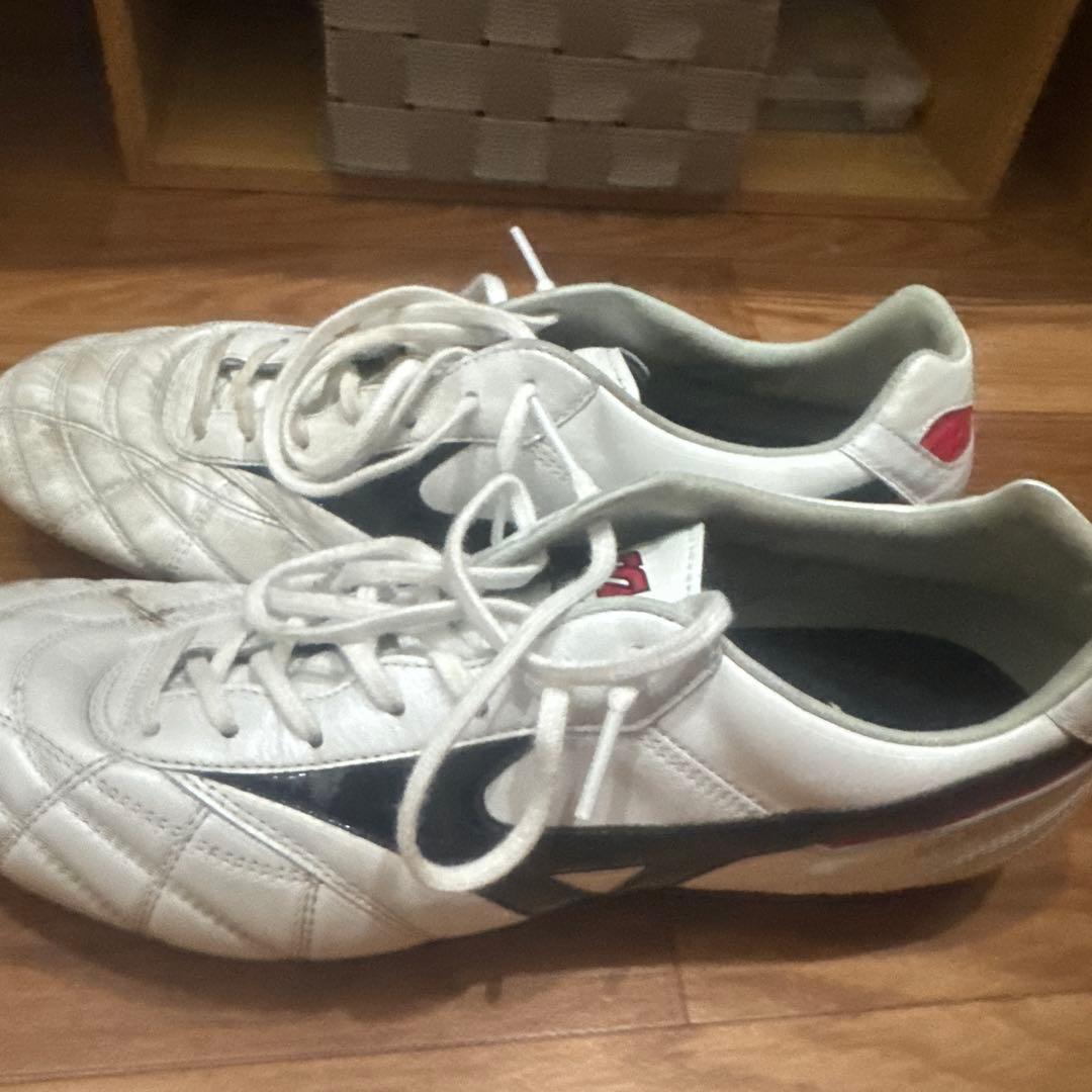 Diadora サッカーシューズ ホワイト/ブラック/レッド