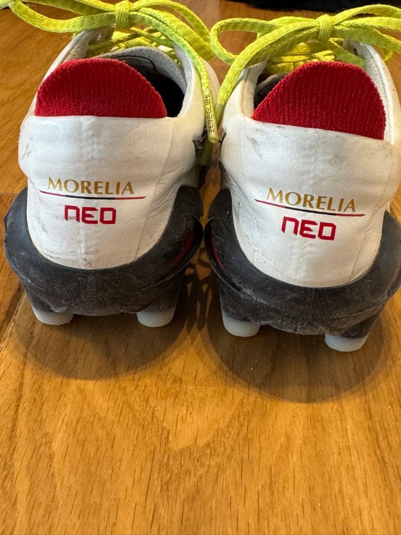 モレリア NEO IV 、モナルシーダ NEO 3 SELECT 22.0cm