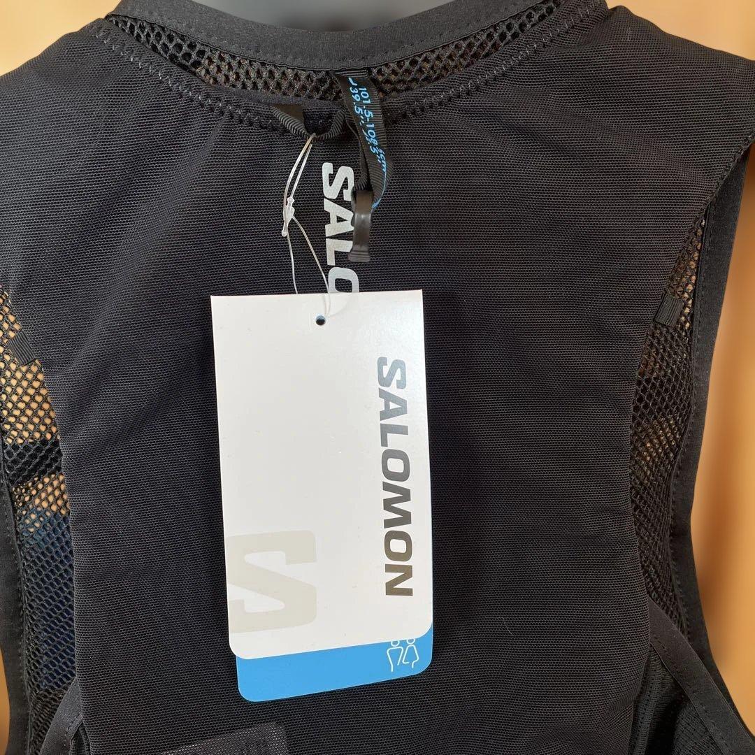 SALOMON 【新品未使用タグ付き】ランニングベスト ボトルポケット付き