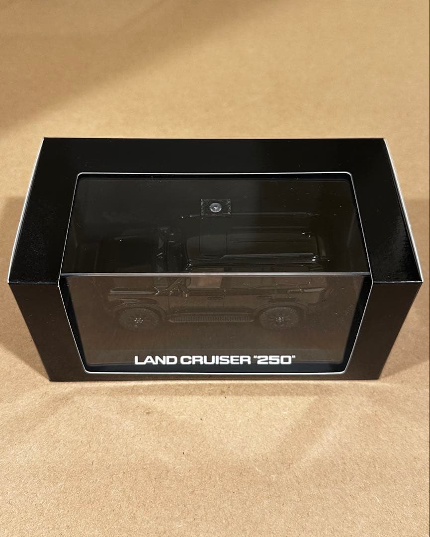 d*3様 ちょっと値下げ京商1/43 トヨタ ランドクルーザー 250