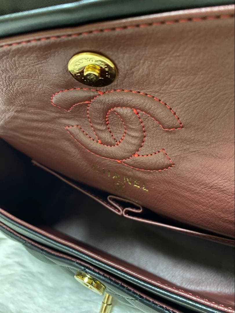 CHANEL ノベルティ マトラッセ 金具ゴールド