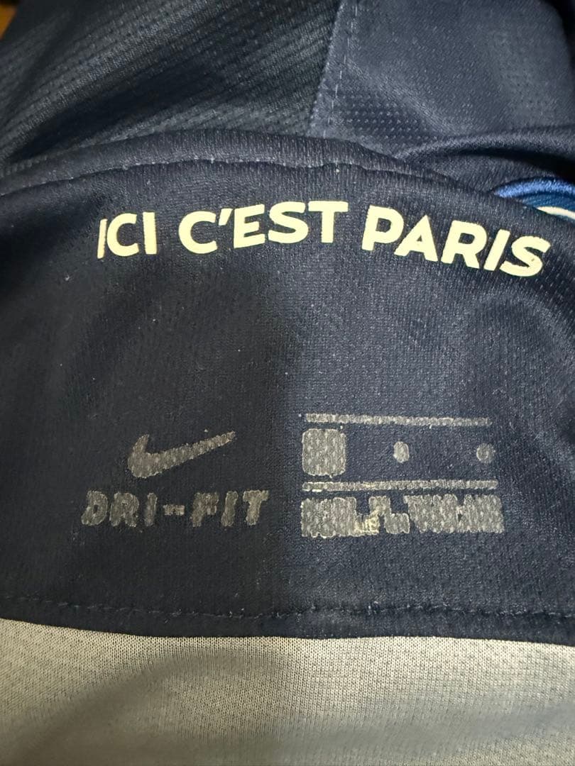 Nike Paris Saint-Germain DRI-FIT シャツ