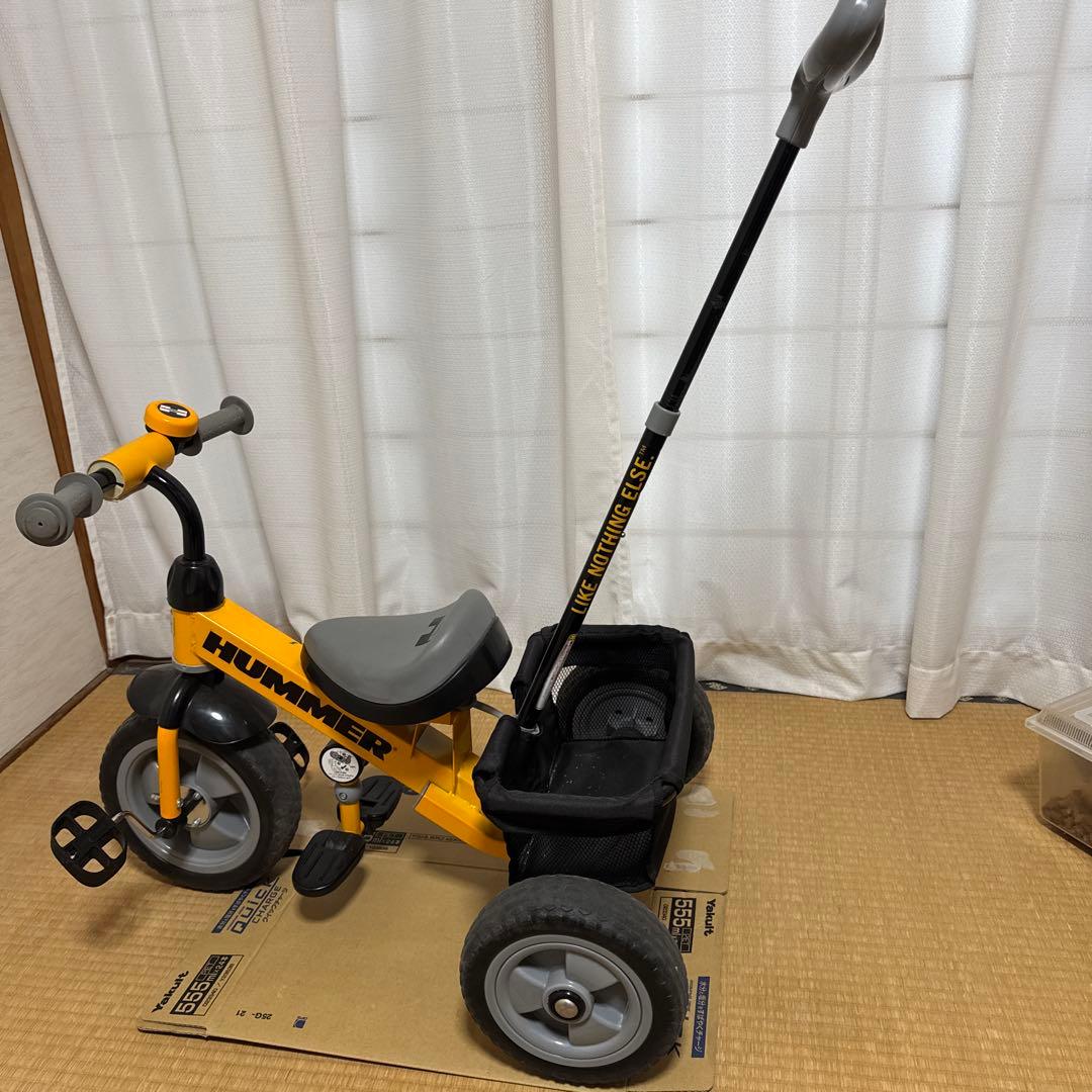 HUMMER 三輪車 黄色 ハンドル付き