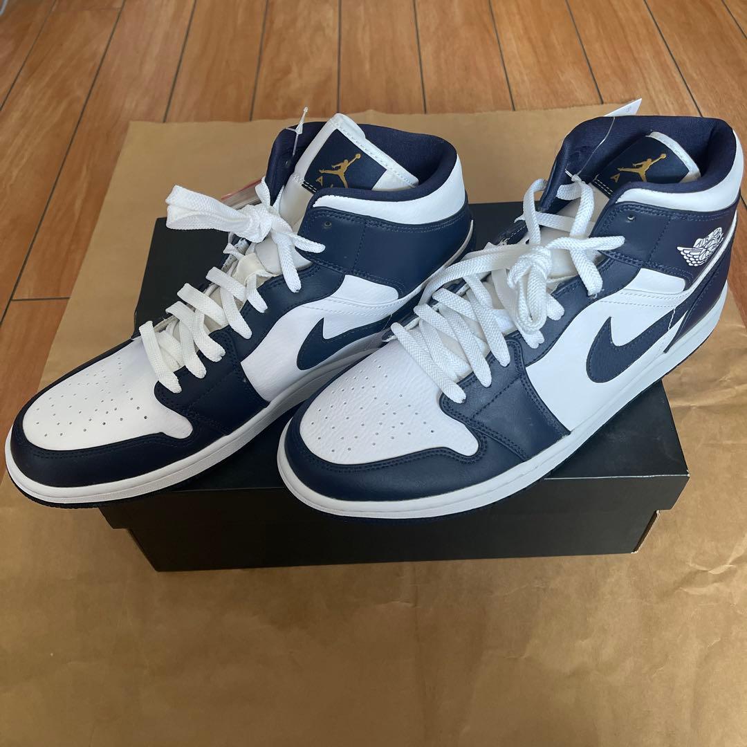 未使用品　Air Jordan ハイカットシューズ ネイビー/ホワイト