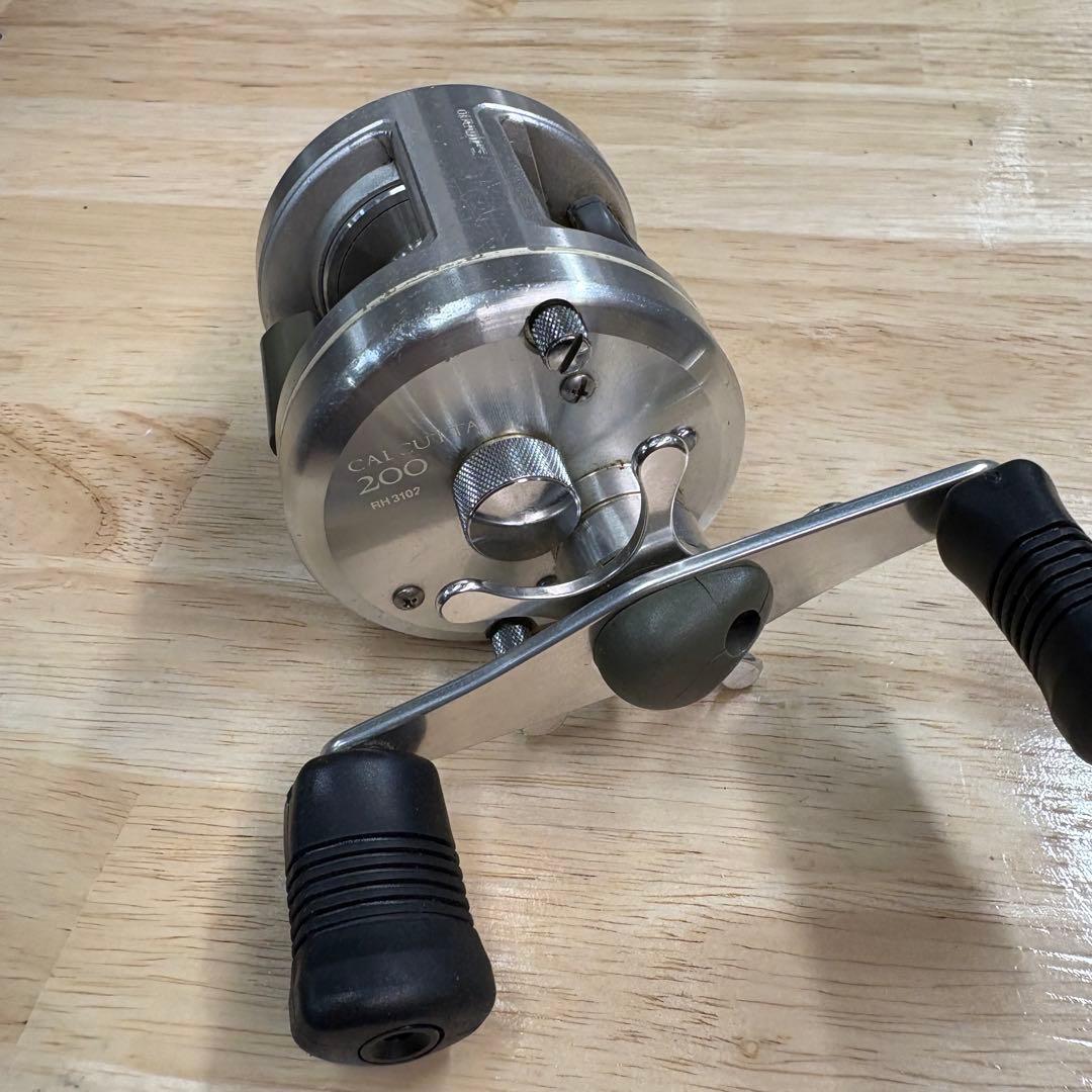釣〜リング・SHIMANO シマノ CALCUTTA200