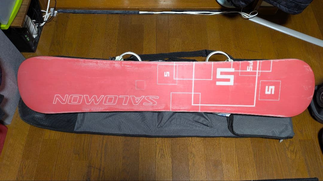 【スノボ初心者おすすめ】Salomon スノーボード 赤 バインディング付き